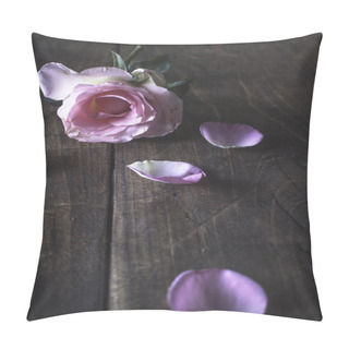 Personality  Beautiful Pastel Rose On A Wooden Background Pillow Covers