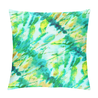 Personality  Seamless Tie-dye Pattern Of  Green  Color On White Silk. Hand Painting Fabrics - Nodular Batik. Shibori Dyeing.  Pillow Covers