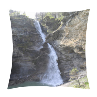Personality  Famous Reichenbach Waterfalls In Meiringen, Switzerland. Pillow Covers