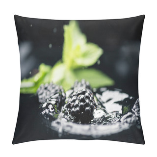 Personality  Ripe Blackberries Falling In Water Pillow Covers