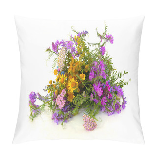 Personality  Beautiful Bouquet Of Wild Forest Flowers On A White Background Pillow Covers