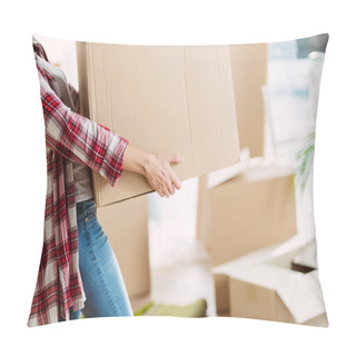 Personality  Girl With Cardboard Boxes Pillow Covers