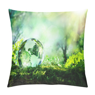 Personality  Crystal Globe On Moss In A Forest - Environment Concept Pillow Covers