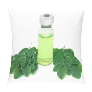 Personality  Moringa Leaves With Medicine In Vial Pillow Covers