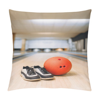 Personality  Bowling Ball And House Shoes On Lane In Club, Pins On Background, Nobody. Bowl Game Concept, Tenpin Pillow Covers