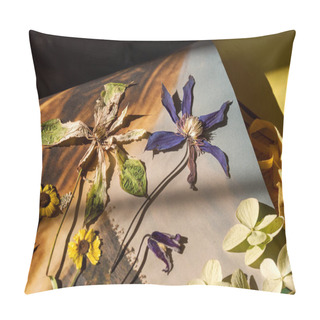 Personality  Different Dry Flowers On The Table Pillow Covers