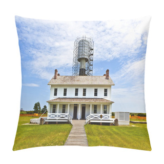 Personality  Lighthouse In The Outer Banks Pillow Covers