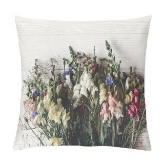 Personality  L Color Wildflowers On Rustic Background Pillow Covers