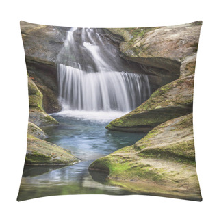 Personality  Hocking Hills Splash Pillow Covers