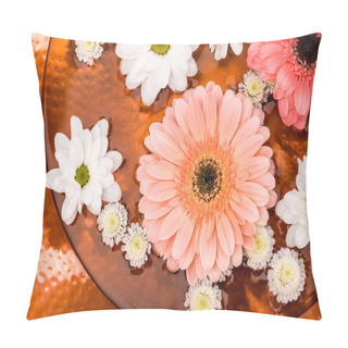 Personality  Top View Of Daisies And Gerbera Flowers In Metalic Plate For Spa Procedure Pillow Covers