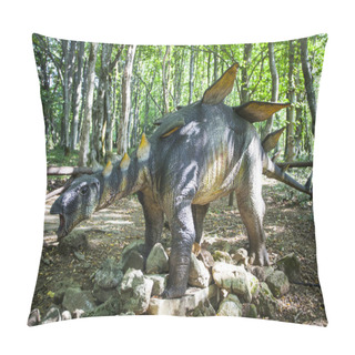 Personality  Dinosor In Sataphlia Park Pillow Covers