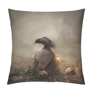 Personality  Crow Sitting On A Gravestone Pillow Covers
