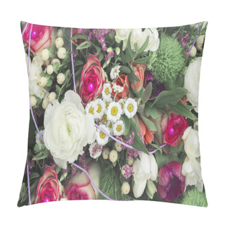 Personality  Background Of Summer Flowers Pillow Covers