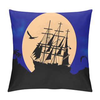 Personality  Boat Floating On The Ocean Pillow Covers