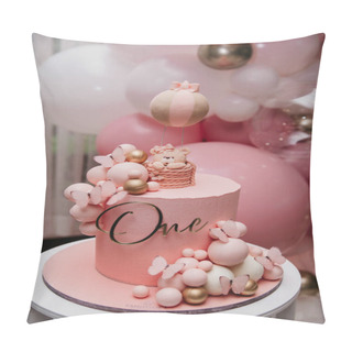 Personality  Baby Pink Birthday Cake On The Background Of Balls Pillow Covers