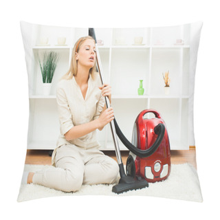 Personality  Beautiful Housewife With Vacuum Cleaner Pillow Covers