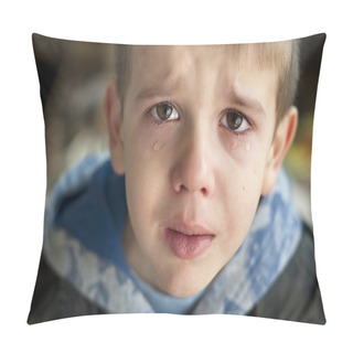 Personality  Sad Child Who Is Crying Pillow Covers