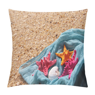 Personality  Starfishes On The Beach Pillow Covers