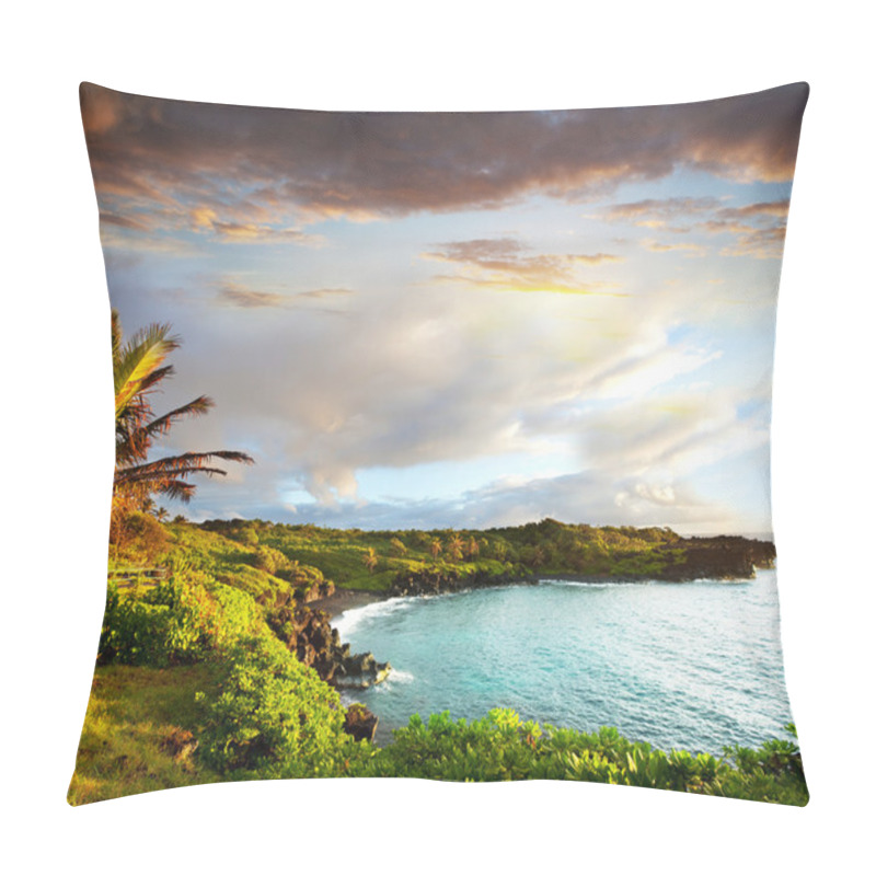 Personality  Hawaii Oahu island pillow covers