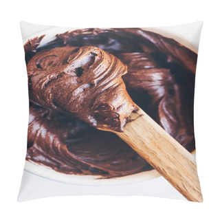 Personality  Swirls Of Chocolate Frosting From Above With Wooden Spooon Pillow Covers