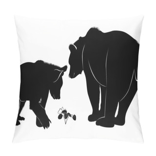 Personality Bears Looking For Strawberries Pillow Covers
