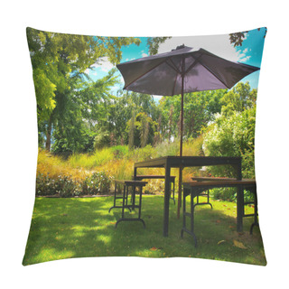 Personality  Dining Table With Parasol Pillow Covers