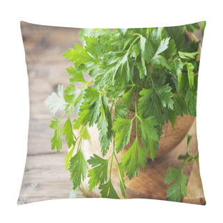 Personality  Green Fresh Parsley On Table Pillow Covers