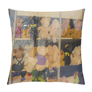 Personality  Showcase With Toys. Teddy Bears On The Shelf. Shop For Children. Pillow Covers