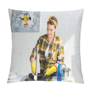 Personality  Attractive Woman Washing Frying Pan In Kitchen Pillow Covers
