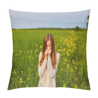 Personality  Pollen Allergy, Girl Sneezing Pillow Covers