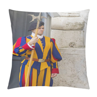Personality  Swiss Guard In Vatican Pillow Covers