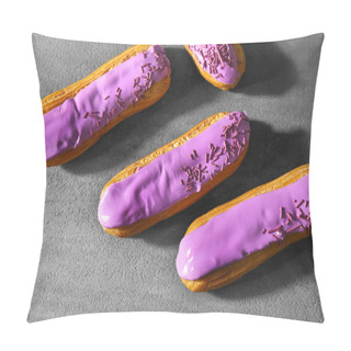 Personality  Delicious Glazed Eclairs On Dark Textured Background Pillow Covers