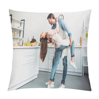 Personality  Couple Dancing Tango Together In Kitchen Pillow Covers