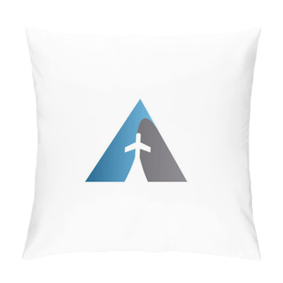 Personality  Negative Space Plane In A Triangle Shape Template Pillow Covers
