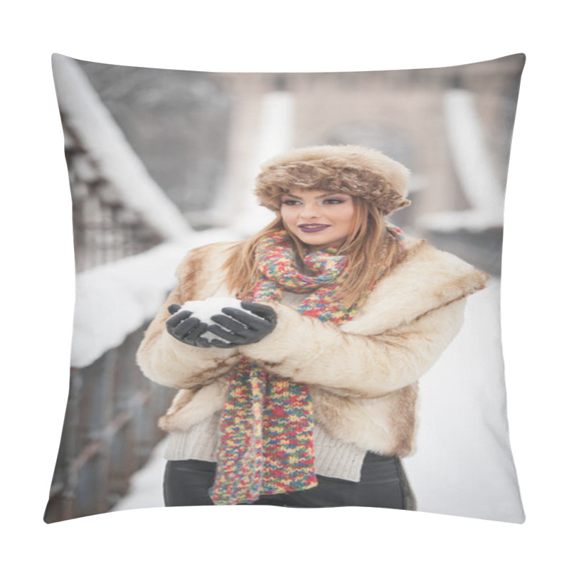 Personality  Attractive Woman With Brown Fur Cap And Jacket Enjoying The Winter. Side View Of Fashionable Blonde Girl Posing Against Snow Covered Bridge. Beautiful Young Female With Cold Weather Outfit Pillow Covers