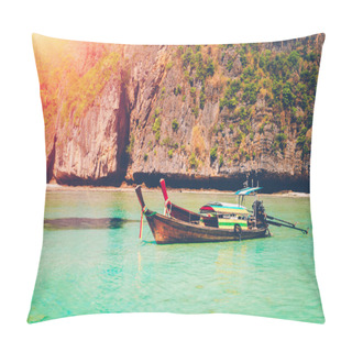 Personality  Travel To The Paradise Island Pillow Covers