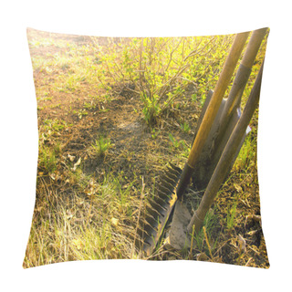 Personality  Old Retro Garden Tools Pillow Covers