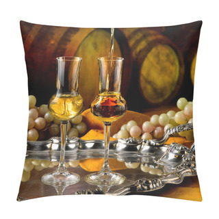 Personality  Glasses Of Grappa Pillow Covers