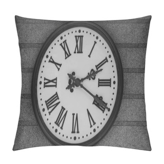 Personality  Close-up View Of Old Antique Clock On Grey Wall Pillow Covers