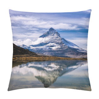 Personality  Matterhorn With Relfection In Riffelsee, Zermatt, Switzerland Pillow Covers