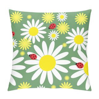 Personality  Seamless Texture With Daisies And Ladybug Pillow Covers