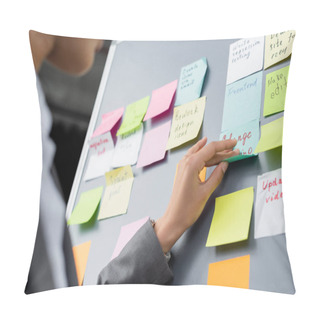 Personality  Cropped View Of African American Businesswoman Applying Sticky Note On Board Pillow Covers