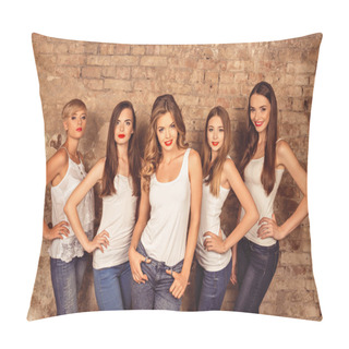 Personality  Girls Celebrate A Bachelorette Party Of Bride. Pillow Covers