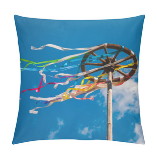 Personality  Celebration Of Midsummer. Wooden Wheel With Bright Ribbons Pillow Covers