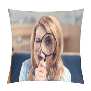 Personality  Businesswoman With Magnifier Pillow Covers