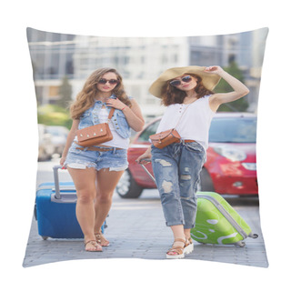 Personality  Women Traveling With Suitcases, Walking On The Road To The Airport Pillow Covers