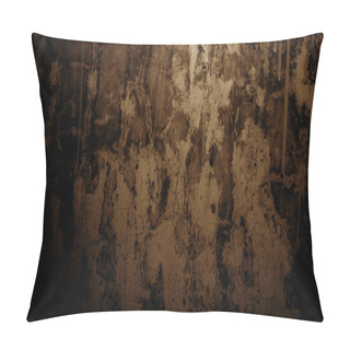 Personality  Old Concrete Walls Texture. Cracked Walls Stucco For The Background Pillow Covers