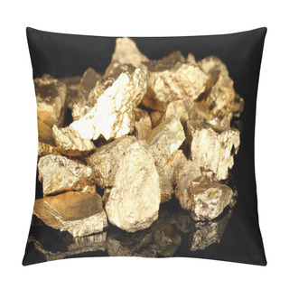 Personality  Golden Nuggets Isolated On Black Pillow Covers