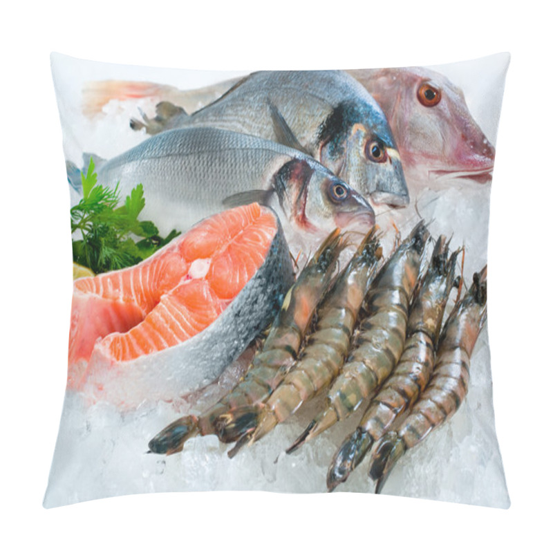 Personality  Seafood on ice pillow covers