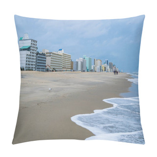 Personality  Ocean Front In Virginia Beach, Virginia During A Warm Fall Day Pillow Covers